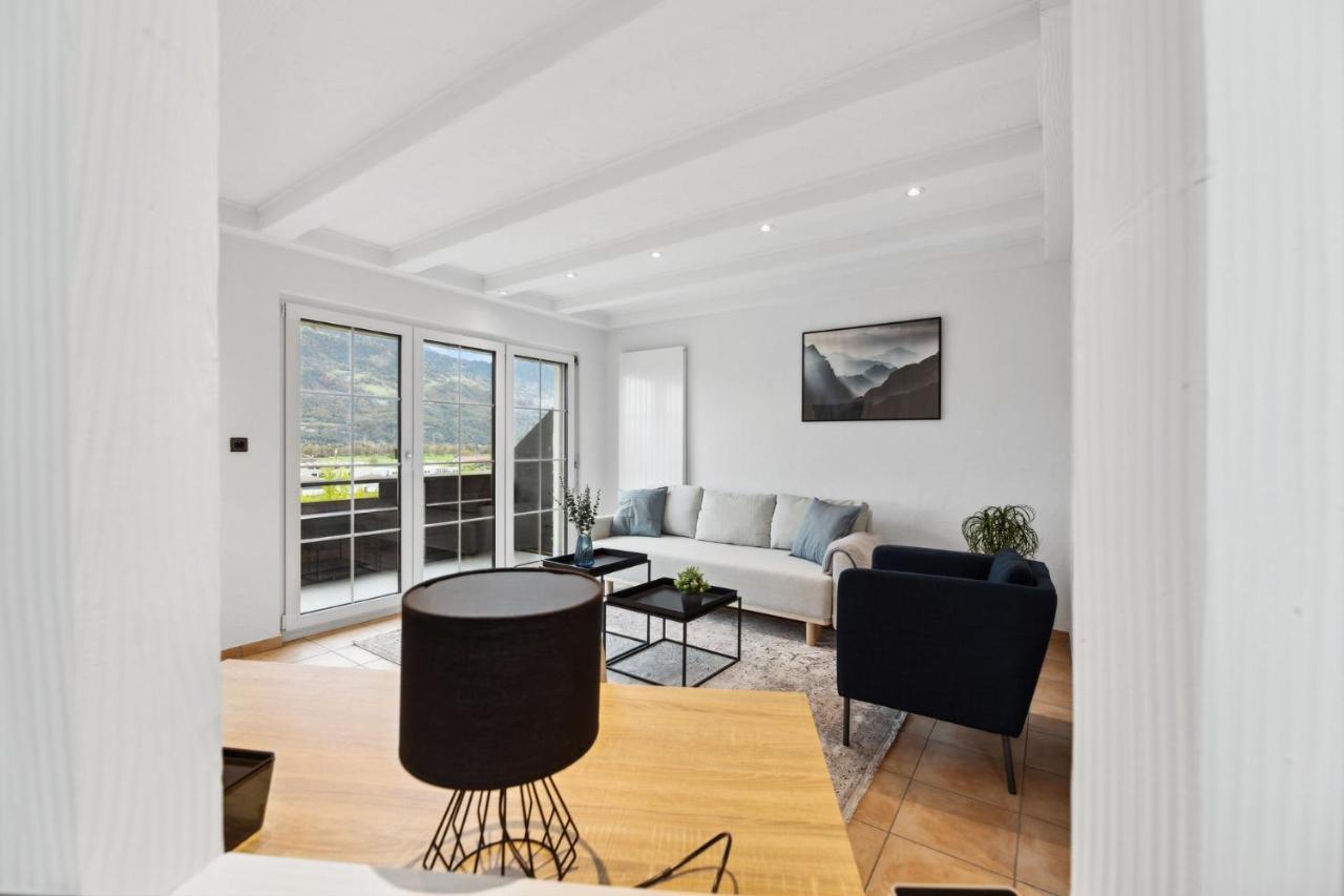 Sonniges Apartment Mit Traumhaftem Bergblick บูคส์ ภายนอก รูปภาพ